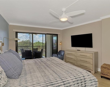 5855 Midnight Pass Road - Photo Thumbnail 13