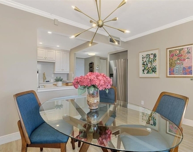 5855 Midnight Pass Road - Photo Thumbnail 6