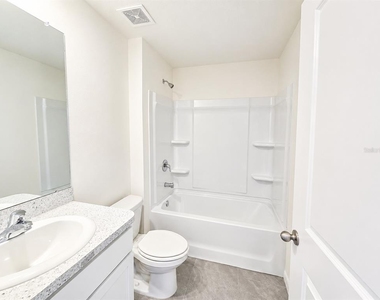 10642 Chippewa Drive - Photo Thumbnail 4