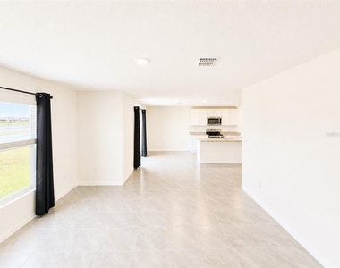 10642 Chippewa Drive - Photo Thumbnail 5