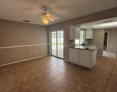 3654 Pin Oaks Street - Photo Thumbnail 19