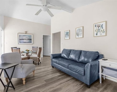 6020 Midnight Pass Road - Photo Thumbnail 6