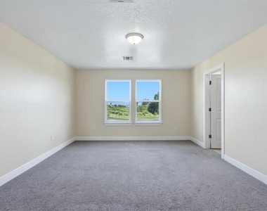 9108 Royal River Circle - Photo Thumbnail 24