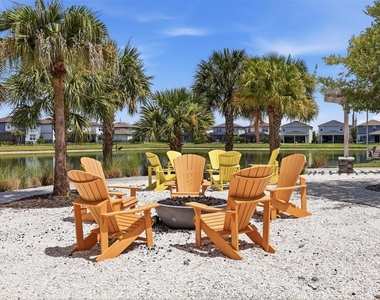 9108 Royal River Circle - Photo Thumbnail 40