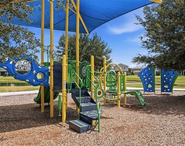 9108 Royal River Circle - Photo Thumbnail 41