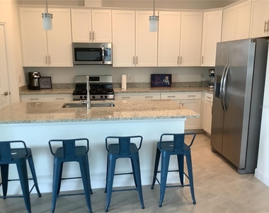 5409 Coral Reef Way - Photo Thumbnail 4