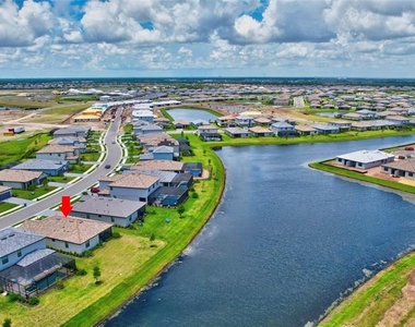 5409 Coral Reef Way - Photo Thumbnail 6