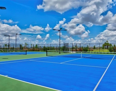 5409 Coral Reef Way - Photo Thumbnail 46