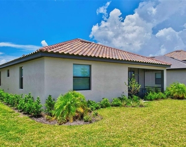 5409 Coral Reef Way - Photo Thumbnail 30