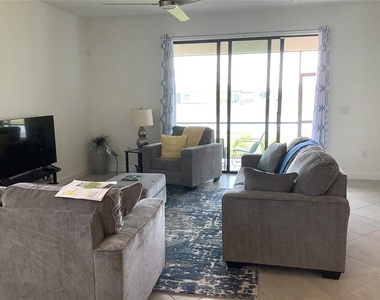 5409 Coral Reef Way - Photo Thumbnail 9
