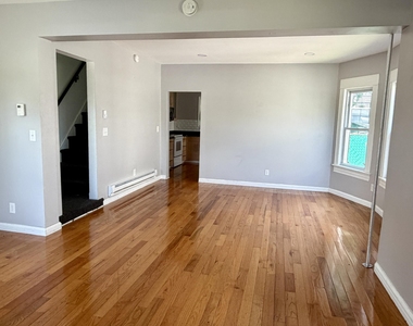 530 Myrtle Street - Photo Thumbnail 1