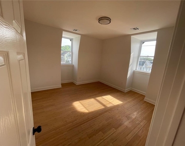 701 Main Street - Photo Thumbnail 6
