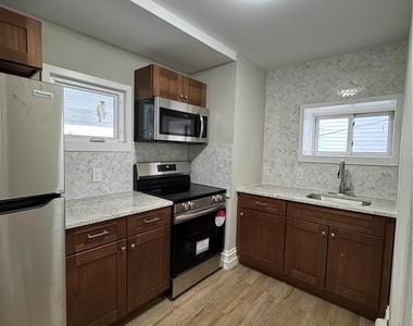 312 N 6th Street - Photo Thumbnail 4