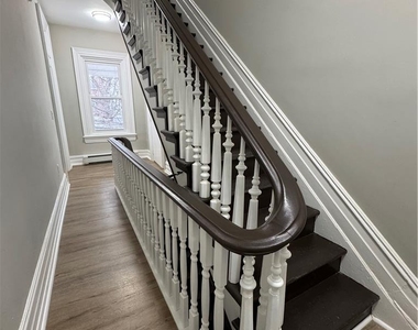 312 N 6th Street - Photo Thumbnail 1