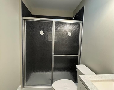312 N 6th Street - Photo Thumbnail 13