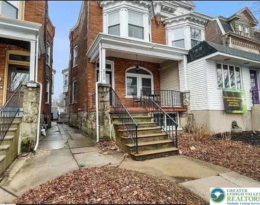 717 W Broad Street - Photo Thumbnail 1