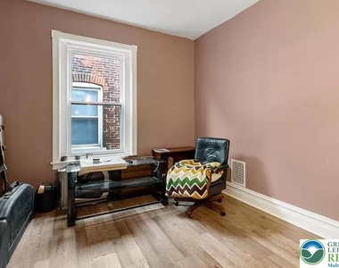 717 W Broad Street - Photo Thumbnail 5