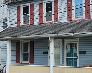 28 E Walnut Street - Photo Thumbnail 1