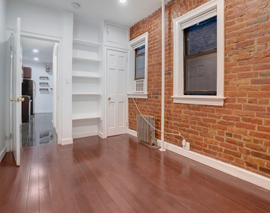410 East 73rd Street - Photo Thumbnail 3