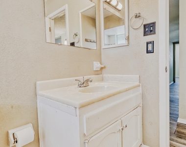 9981 Gschwind Avenue - Photo Thumbnail 25