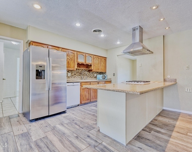 9981 Gschwind Avenue - Photo Thumbnail 8