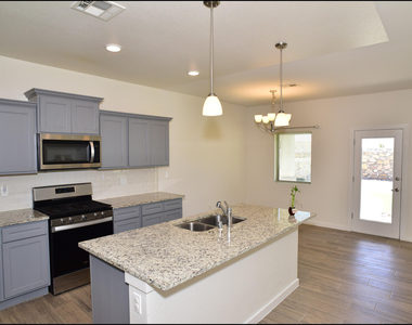 3545 Essence Street - Photo Thumbnail 15