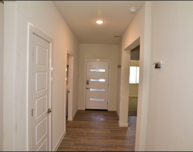 3545 Essence Street - Photo Thumbnail 4