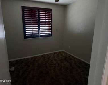 8877 Dulce Circle - Photo Thumbnail 8