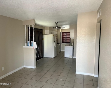8877 Dulce Circle - Photo Thumbnail 2