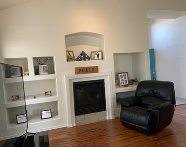 228 Ferinand Court - Photo Thumbnail 6