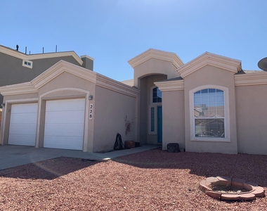 228 Ferinand Court - Photo Thumbnail 1