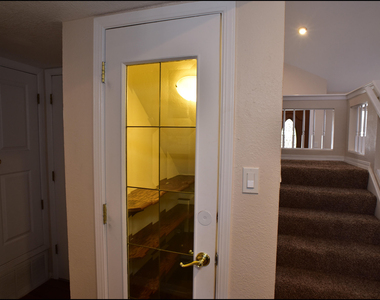 7229 Canyon Run Drive - Photo Thumbnail 20