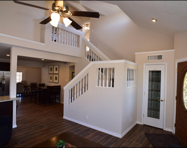 7229 Canyon Run Drive - Photo Thumbnail 7