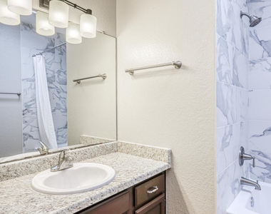 5672 Costa Blanca Place - Photo Thumbnail 9