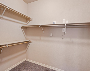 852 Lemington Street - Photo Thumbnail 22
