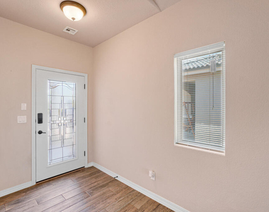 852 Lemington Street - Photo Thumbnail 2