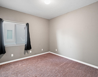 852 Lemington Street - Photo Thumbnail 23