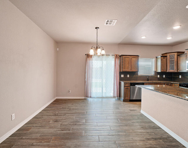 852 Lemington Street - Photo Thumbnail 14