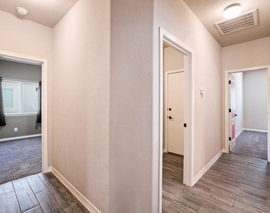 852 Lemington Street - Photo Thumbnail 31