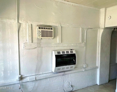 1114 E Rio Grande Avenue - Photo Thumbnail 3