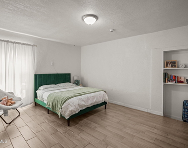 2805 Grant Avenue - Photo Thumbnail 15