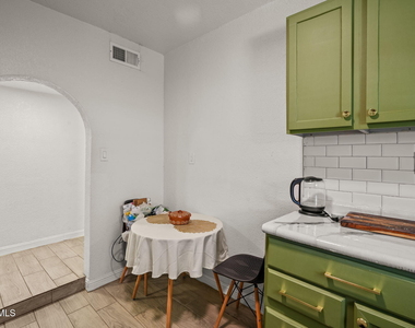 2805 Grant Avenue - Photo Thumbnail 13
