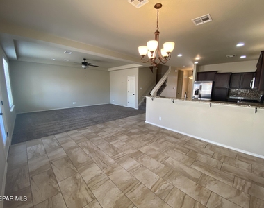 408 La Puesta Drive - Photo Thumbnail 5