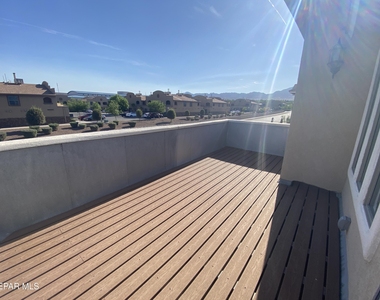 408 La Puesta Drive - Photo Thumbnail 20