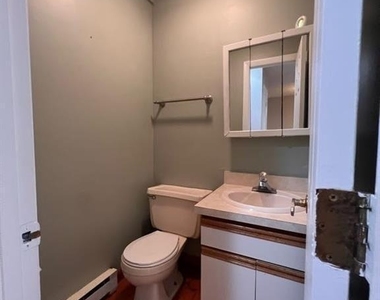 223 Flanders Road - Photo Thumbnail 19