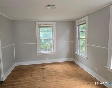92 Hill Street - Photo Thumbnail 2