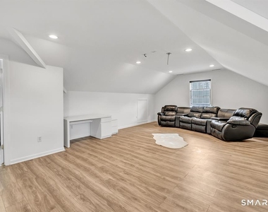 171 Henderson Road - Photo Thumbnail 26
