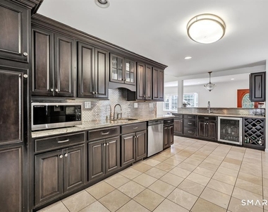 171 Henderson Road - Photo Thumbnail 10