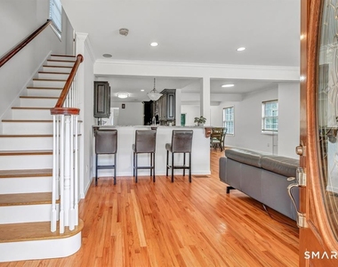 171 Henderson Road - Photo Thumbnail 2