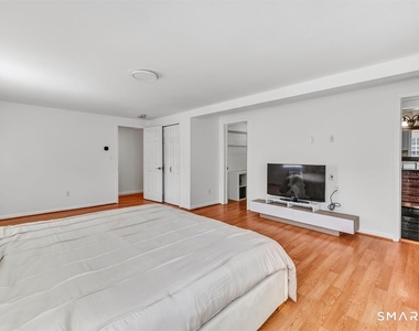 171 Henderson Road - Photo Thumbnail 20
